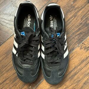 ADIDAS SAMBAS: Read details first.